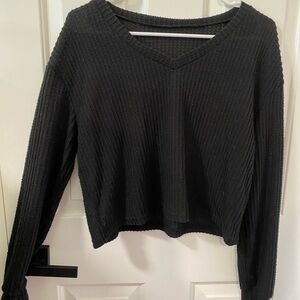 Black V-Neck Ribbed Cropped Shirt